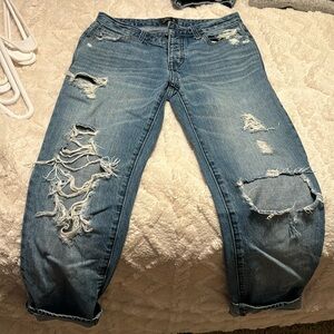 Abercrombie Destroyed Jeans